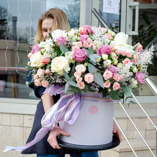 Цветы в коробке «Wow» XXXL